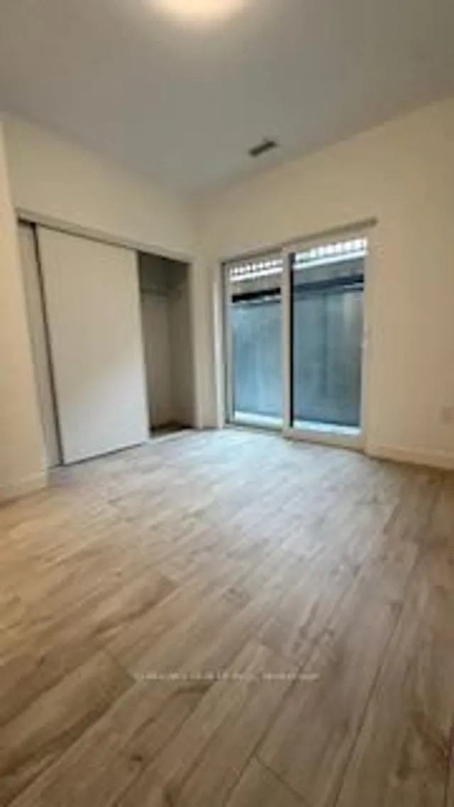 Additional image 12 of 180 Clonmore Dr