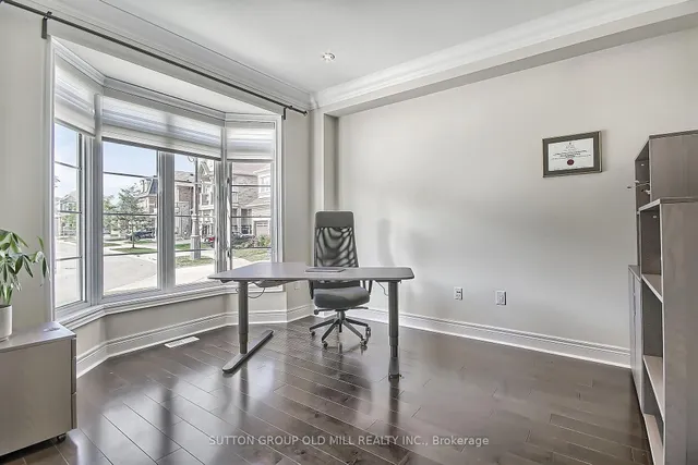 Additional image 21 of 210 Jessie Caverhill Pass