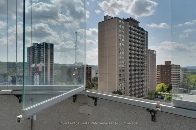 Additional image 25 of 67 Caroline St Unit 1103