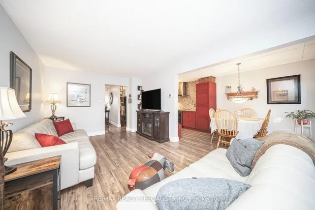 Additional image 20 of 72 Carisbrooke Crt