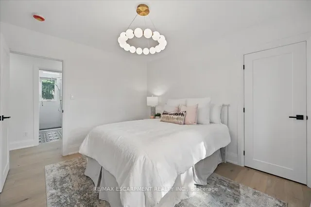 Additional image 22 of 869 CONDOR Dr