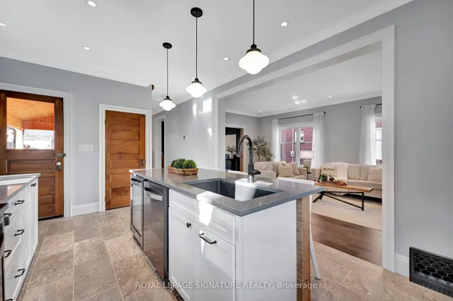 Additional image 11 of 23 Court St