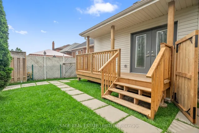 Additional image 43 of 25 Chamberlain Ave