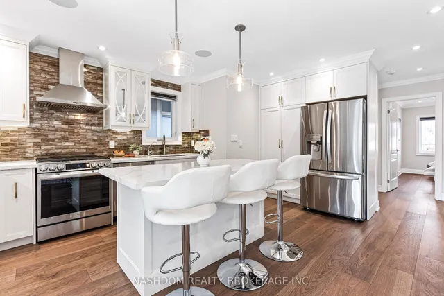 Additional image 11 of 87 Fallingbrook Rd