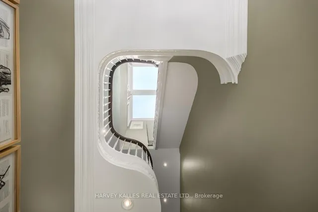 Additional image 22 of 37 Heath St