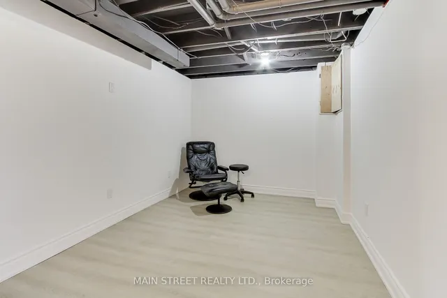 Additional image 22 of 725 Vermouth Ave Unit 18