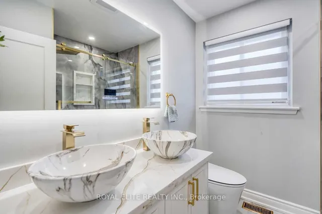 Additional image 20 of 2 Lesgay Cres