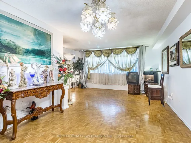 Additional image 17 of 4 Lisa St Unit 610