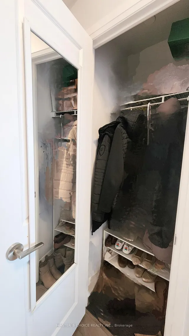 Additional image 25 of 15 Zorra St Unit 2002