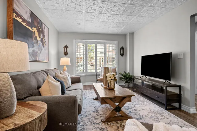 Additional image 6 of 955 King Rd Unit 7