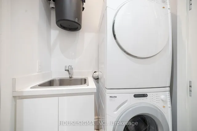 Additional image 34 of 311 Bay St Unit 4203