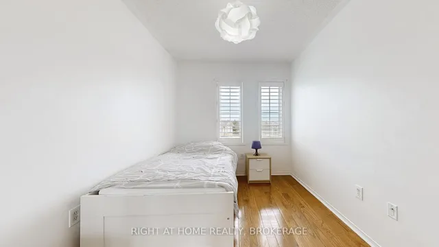 Additional image 33 of 371 Fairgate Way