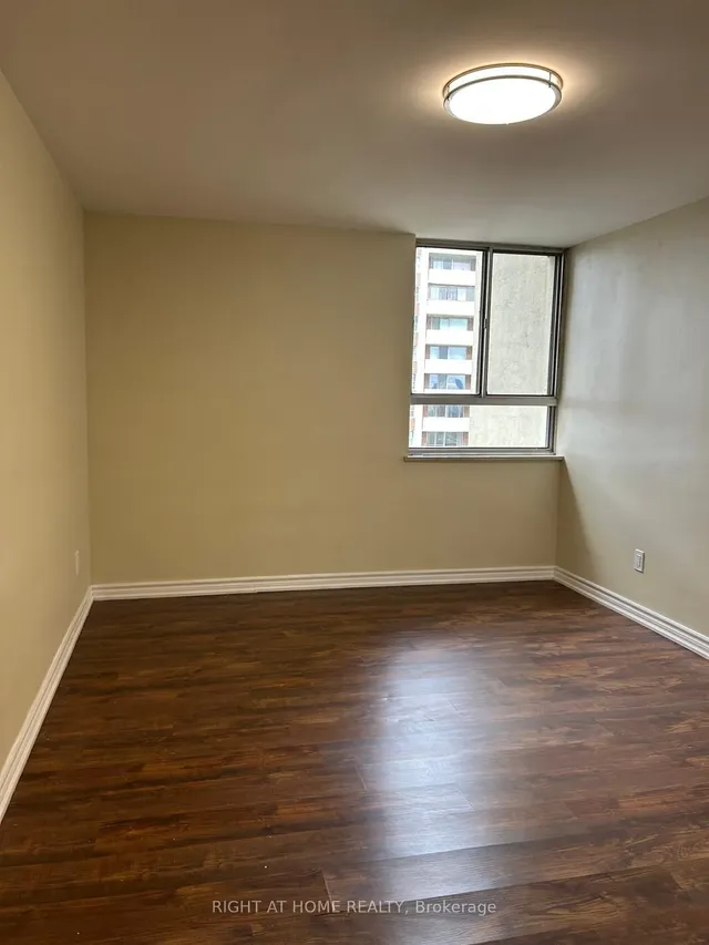 Additional image 8 of 1 Massey Sq Unit 2203