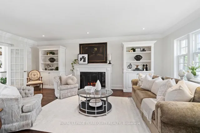 Additional image 8 of 33 Queen Marys Dr