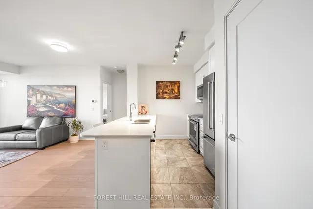 Additional image 11 of 825 Church St Unit 1106