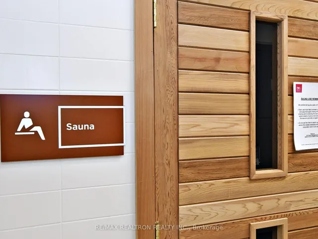 Additional image 37 of 225 Village Green Sq Unit 803