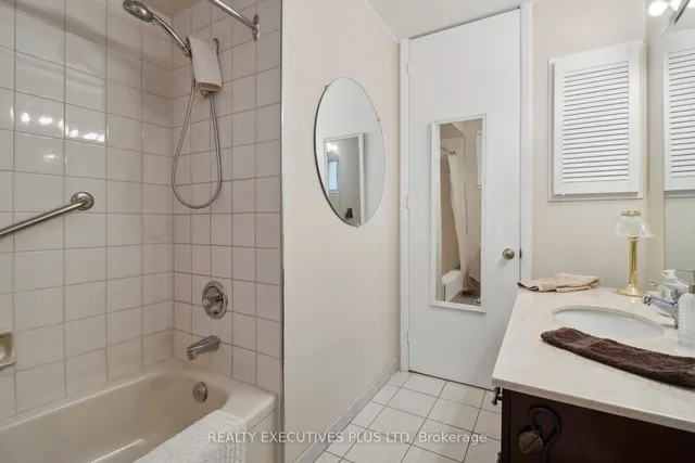 Additional image 19 of 61 Mercury Rd