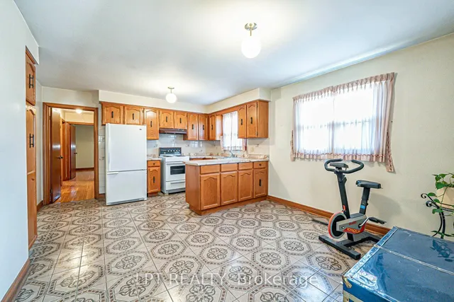 Additional image 17 of 71 Arthur Griffith Dr