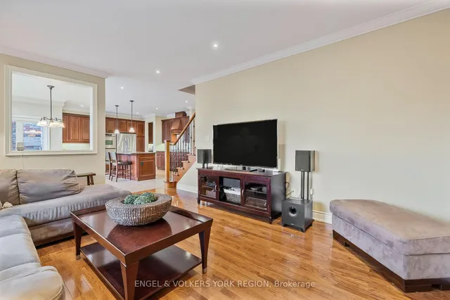 Additional image 17 of 26 Imperial Lakes Dr