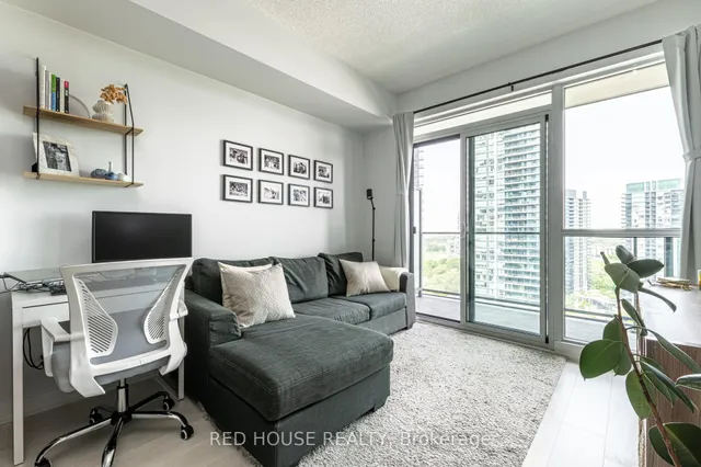 Additional image 3 of 2200 Lakeshore Blvd Unit 2506