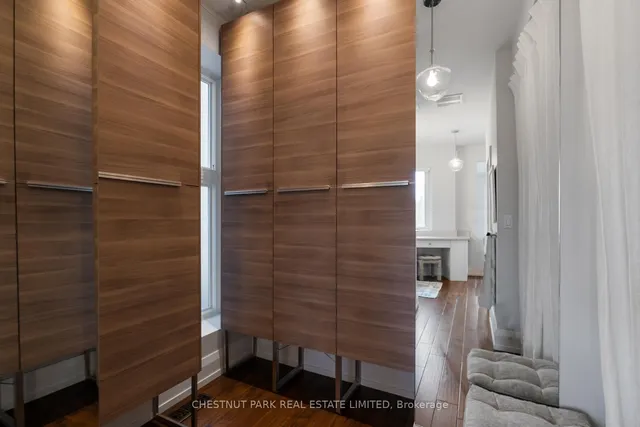 Additional image 12 of 61 Woodlawn Ave