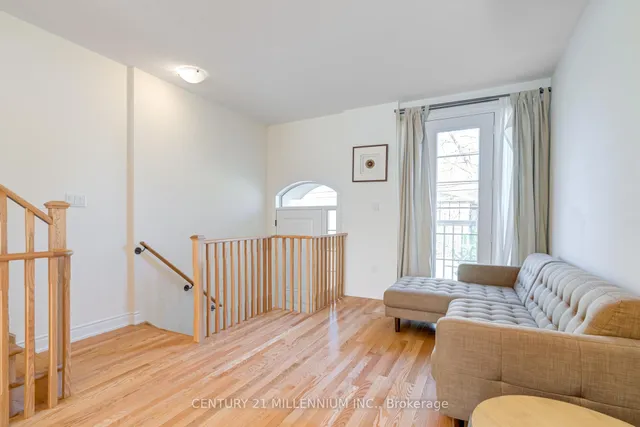 Additional image 5 of 1044A Islington Ave