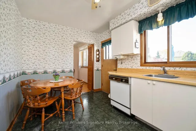 Additional image 12 of 2343 Redfern Rd