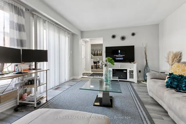 Additional image 16 of 2 Dailing Gate Unit 56