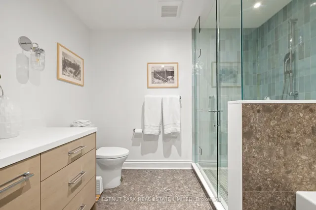 Additional image 28 of 308 Hillhurst Blvd