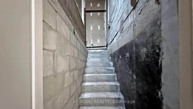 Additional image 35 of 16 Graybark Cres