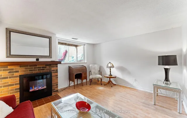 Additional image 33 of 74 Dutch Myrtle Way