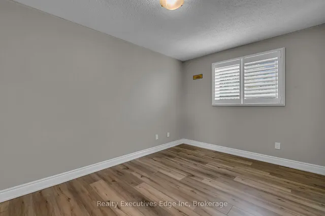 Additional image 17 of 111 Ecclestone Dr