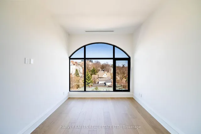 Additional image 22 of 2010 Bathurst St Unit 6A