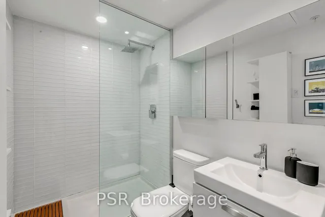 Additional image 10 of 629 King St Unit 620