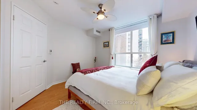 Additional image 26 of 245 Davisville Ave Unit 517