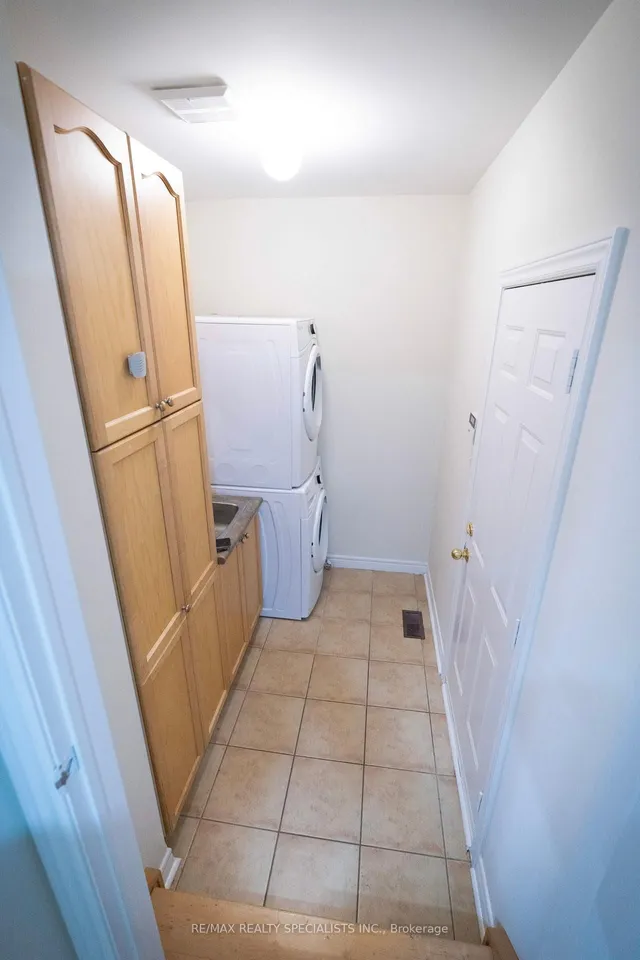 Additional image 20 of 11 Foxmere Rd