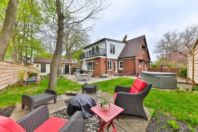 Additional image 34 of 542 Cumberland Ave