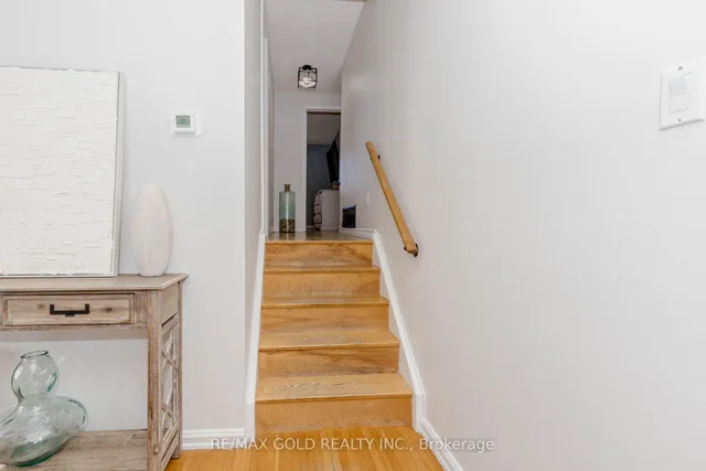 Additional image 25 of 37 Brookdale Cres