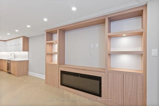 Additional image 10 of 77 Carlton St Unit 406