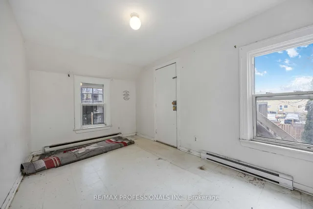 Additional image 16 of 220 Main St