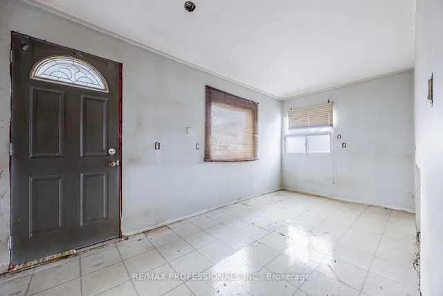 Additional image 5 of 68 McDonald Ave