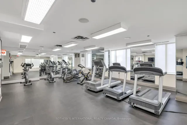 Additional image 35 of 451 Rosewell Ave Unit 506