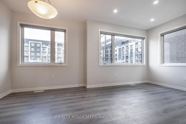 Additional image 28 of 133 Grovewood Common