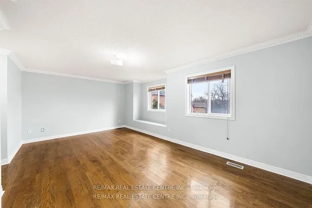 Additional image 16 of 49 Hollowgrove Blvd