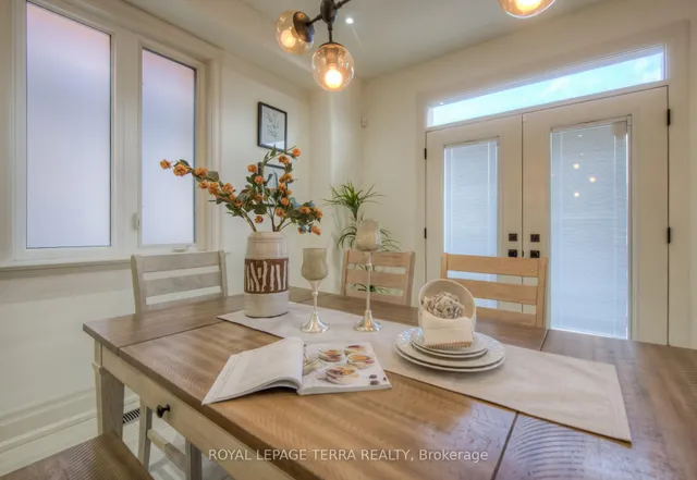 Additional image 23 of 217 1/2 Federal St