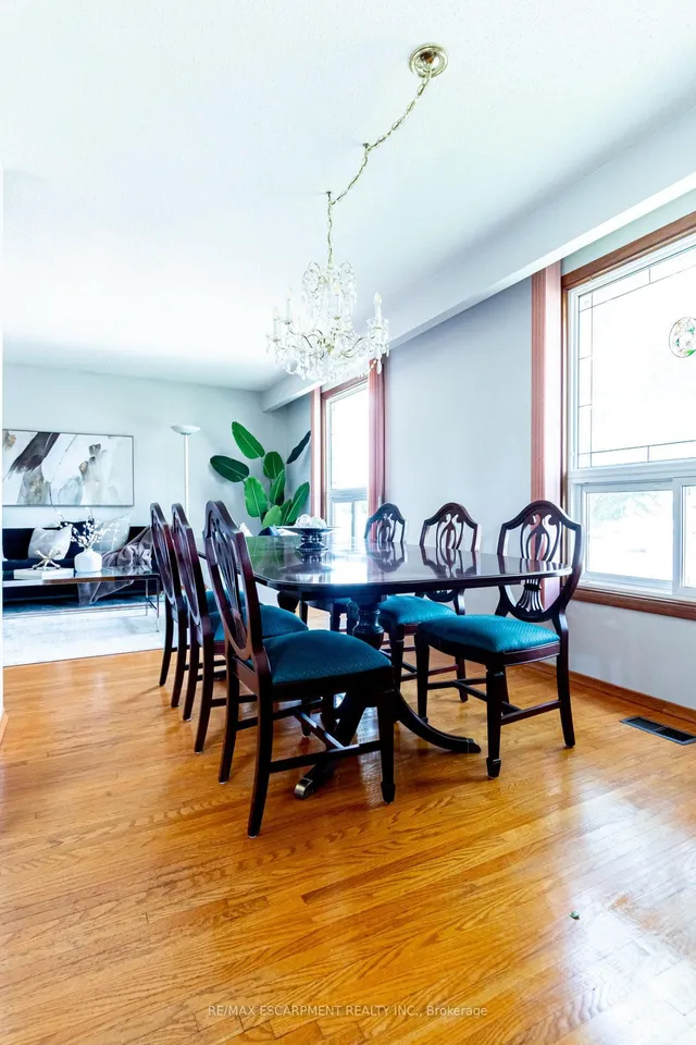 Additional image 13 of 16 Billington Cres