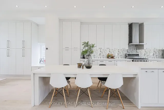 Additional image 6 of 38 Roblin Ave