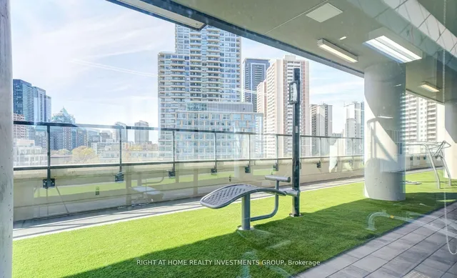 Additional image 24 of 159 Wellesley St Unit 2603