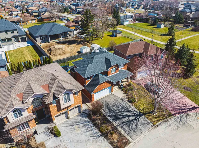 Additional image 36 of 19 Liuna Crt