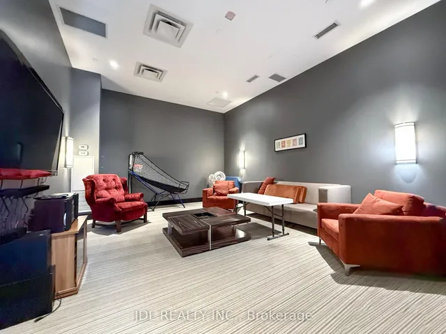 Additional image 39 of 2055 Danforth Ave Unit 301